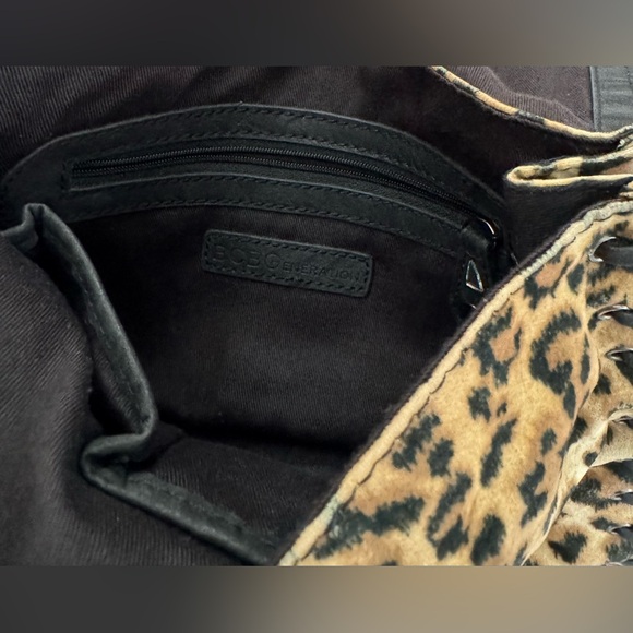 🛍️SALE🛍️ BCBGeneration Leopard Print Chain Envelope Bag - Picture 7 of 9